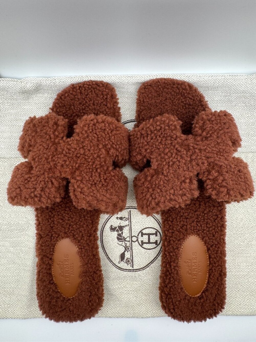 Hermès Shearling Oran Teddy Cognac BNIB